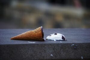 Die 5 größten Fehler von Investoren in Österreich 2025 – Typische Anlagefehler und wie man sie vermeiden kann.